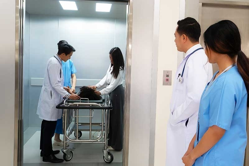 Thang máy bệnh viện 05
