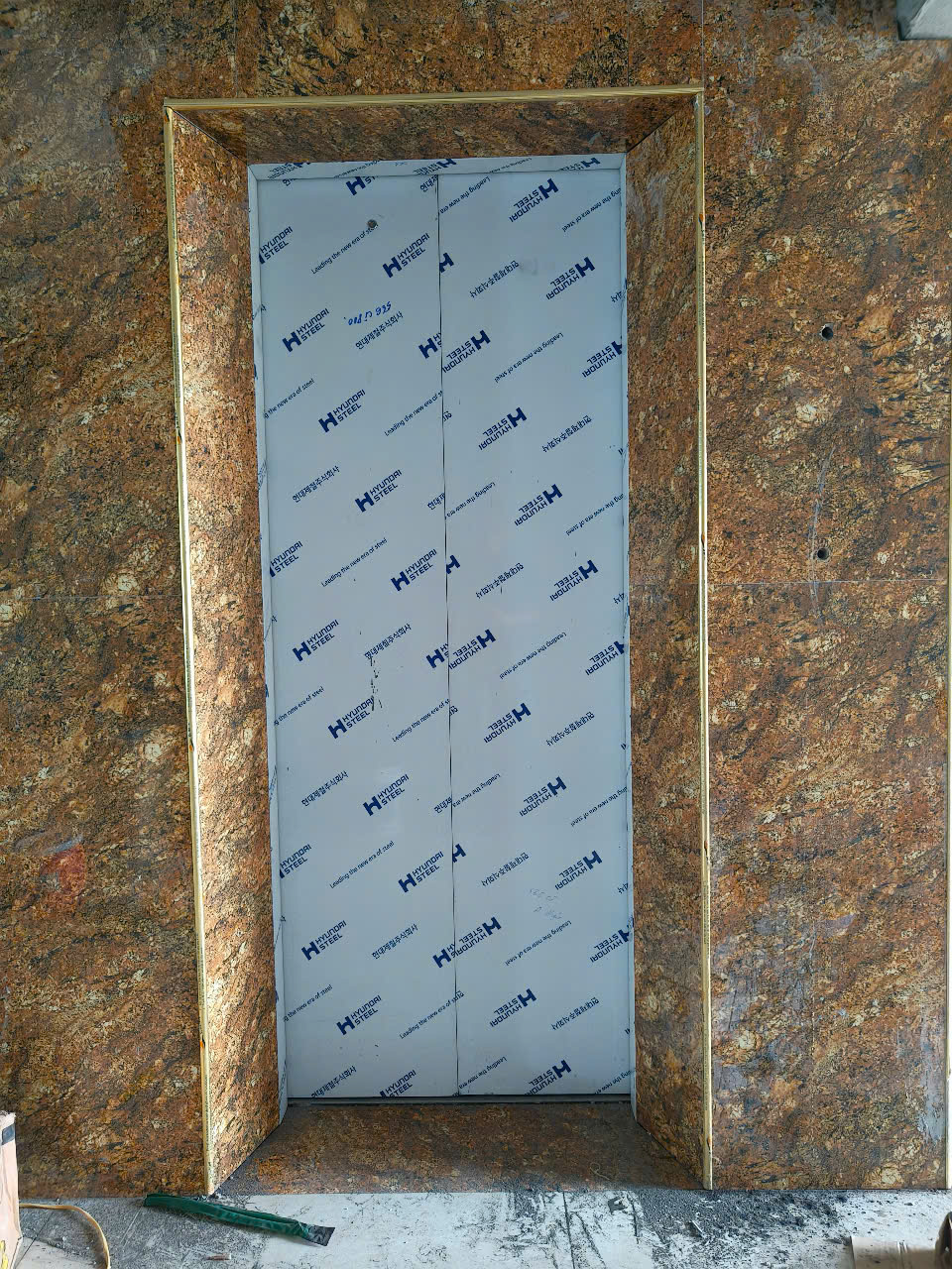 Mẫu thang máy ATP-16